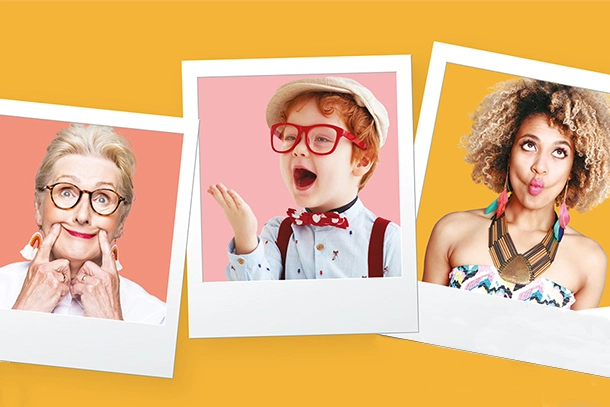 Ältere Damen, Junge und Frau in Polaroid machen Grimassen